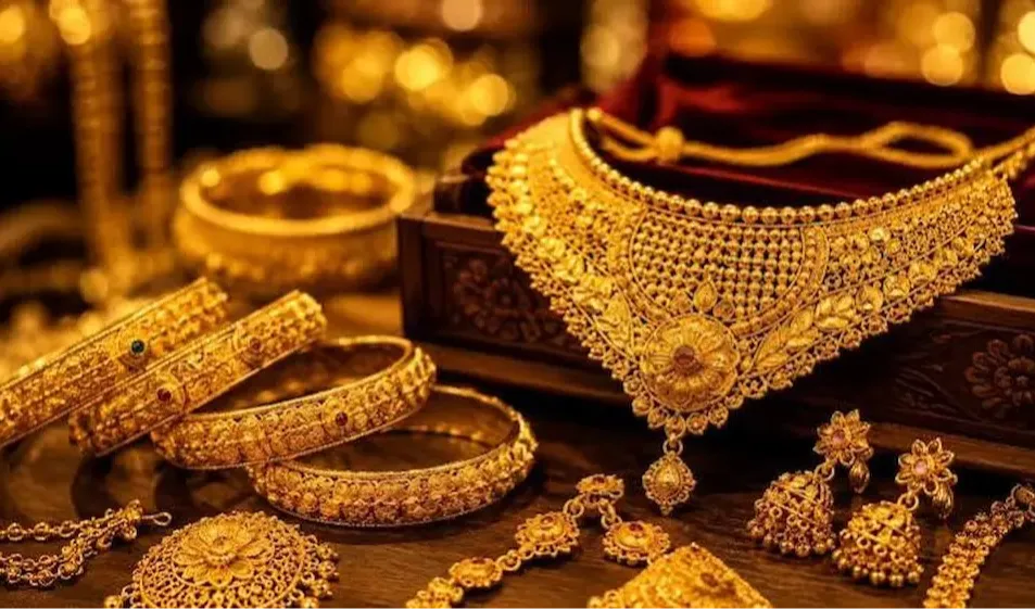 స్థిరంగా బంగారం ధరలు.. నగరాల వారీగా రేట్లు