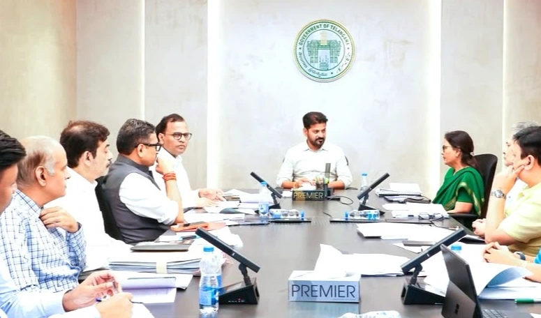 డిజిటల్ గవర్నెన్స్‌కు సీఎం రేవంత్ కీలక ఆదేశాలు