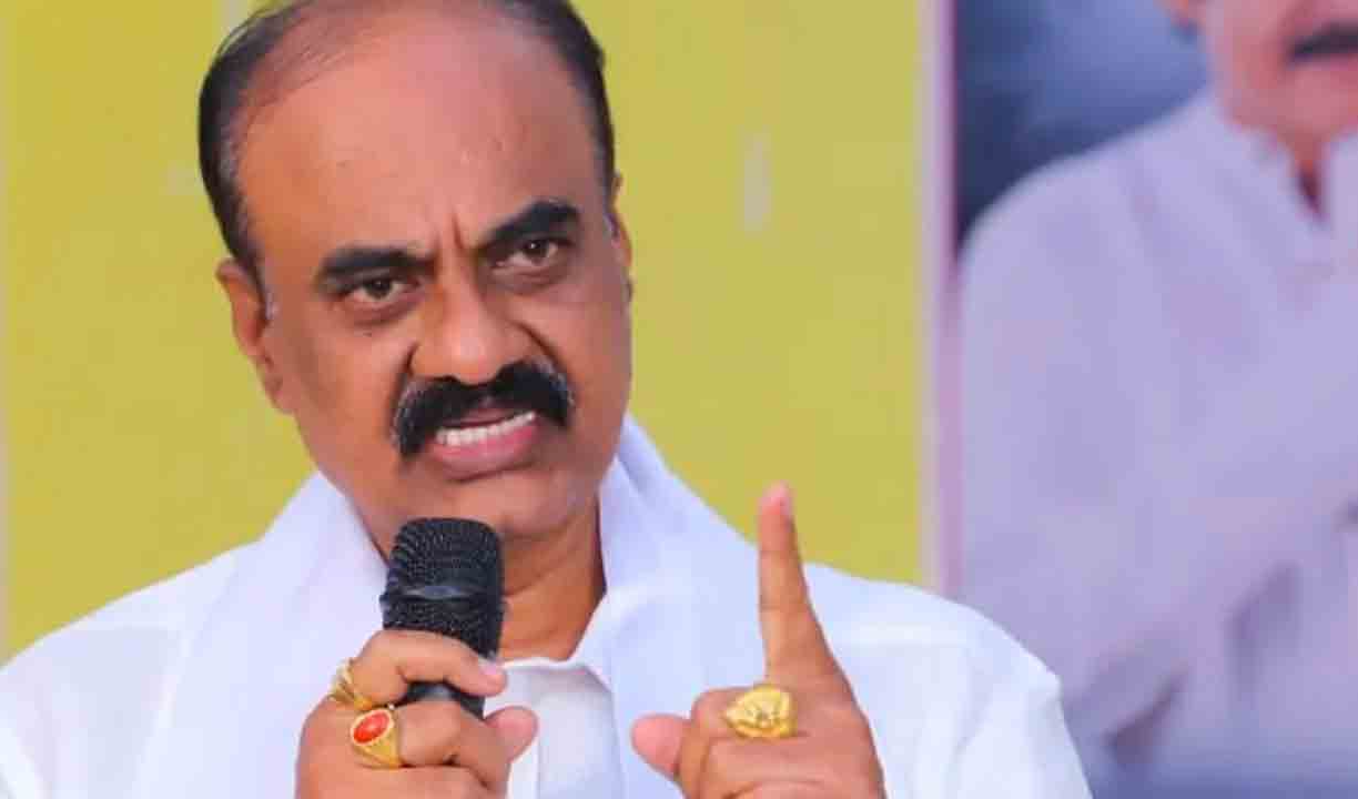 చట్టం ముందు ఎవరైనా ఒక్కటే: బోలిశెట్టి శ్రీనివాస్
