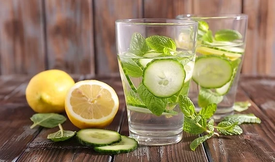 Detox Waterతో నిజంగా బరువు తగ్గుతారా?