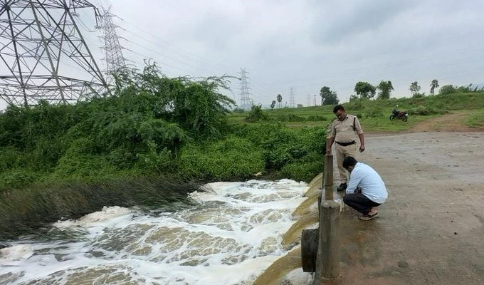 పరవాడ ఫార్మాసిటీలో 95 పరిశ్రమలకు షోకాజ్ నోటీసులు