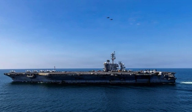 USS అబ్రహం లింకన్‌లో నావికులకు తీవ్ర కష్టాలు