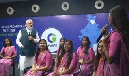 సెమీకండక్టర్ యువ ఇంజినీర్లతో మోదీ భేటీ