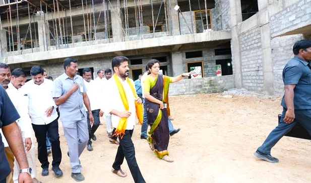 మద్దూరులో స్కూల్ పనులను పరిశీలించిన సీఎం రేవంత్