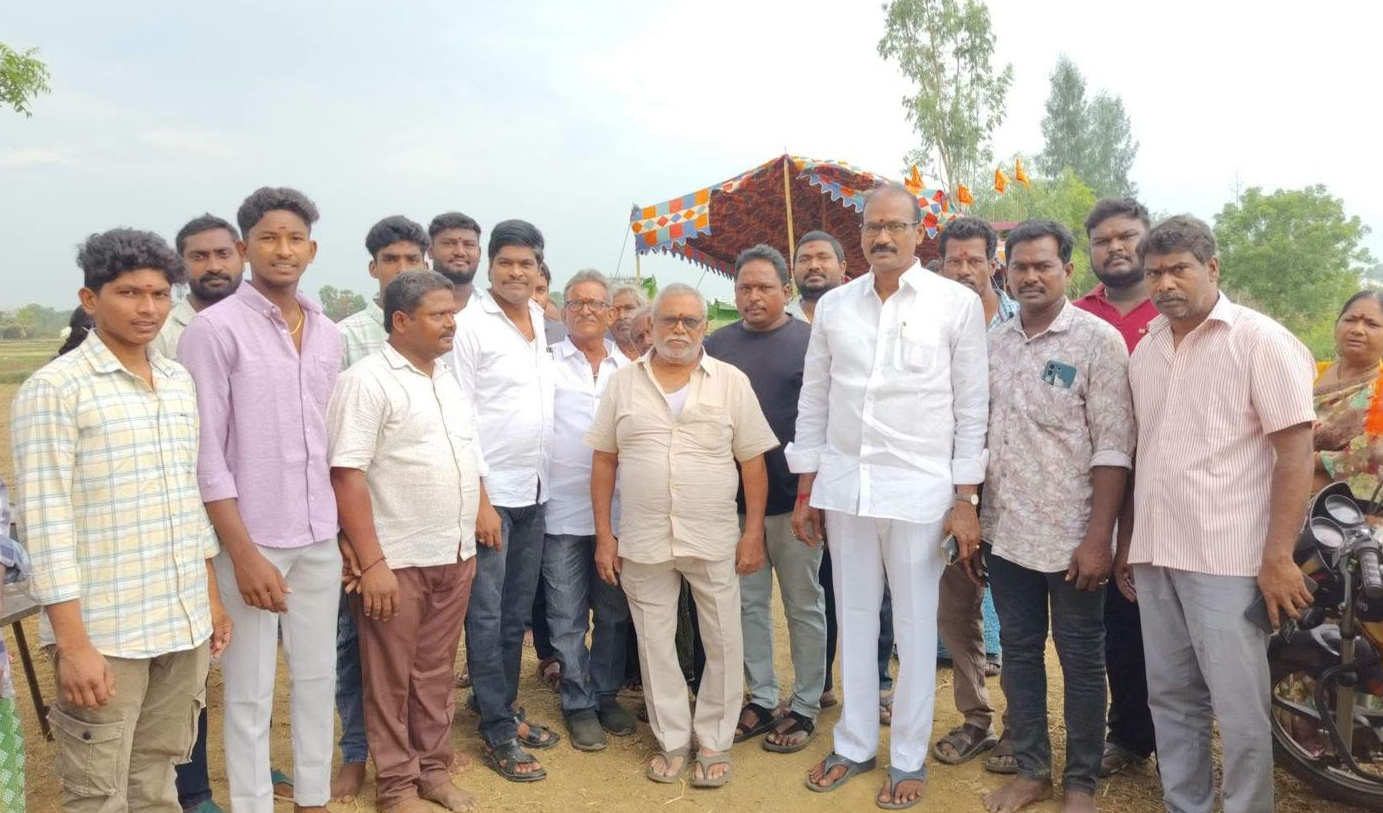 జీలుగులమ్మ ఆలయ పునర్నిర్మాణం.. ఘనంగా పూజలు