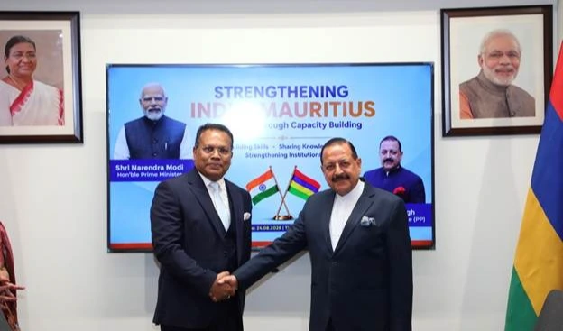 భారత్-మారిషస్ సహకారంపై జితేంద్ర సింగ్‌తో కీలక భేటీ