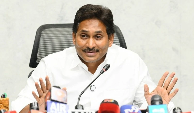 పార్లమెంట్ సమావేశాలపై ఎంపీలకు జగన్ దిశానిర్దేశం