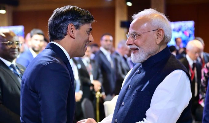 25 ఏళ్ల ప్రజాసేవ.. మోదీకి బ్రిటన్ మాజీ ప్రధాని అభినందనలు