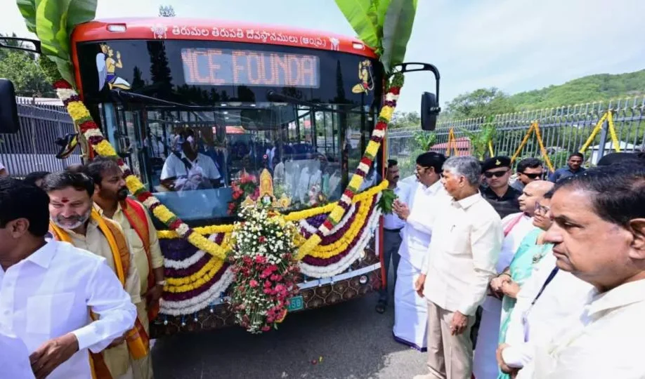 తిరుమలలో 32 ఎలక్ట్రిక్ బస్సులు ప్రారంభించిన సీఎం