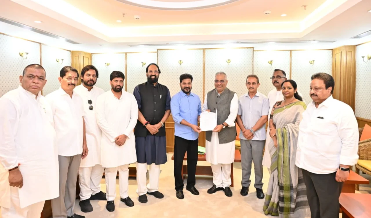 కేంద్ర మంత్రిని కలిసిన సీఎం రేవంత్ రెడ్డి