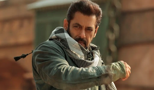 YRF స్పై యూనివర్స్‌పై సోషల్ మీడియాలో విమర్శలు