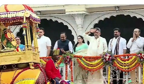 మైసూరు దసరా వేడుకల్లో సీఎం రేవంత్ రెడ్డి