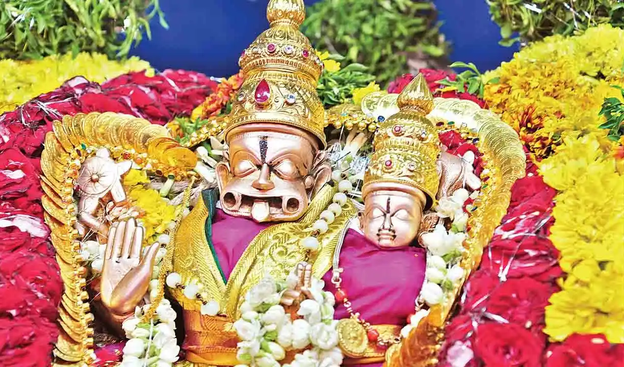 యాదాద్రి శ్రీ లక్ష్మీ నరసింహ స్వామి ఆలయ వైభవం