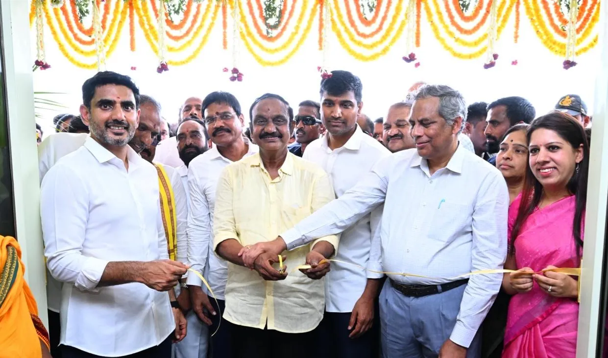 జేఎన్‌టీయూకేలో రూ.70 కోట్లతో నూతన హాస్టళ్లు